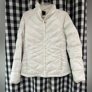 The North Face Women’s Goose Down Jacket size Med. Cream DL #L12F807